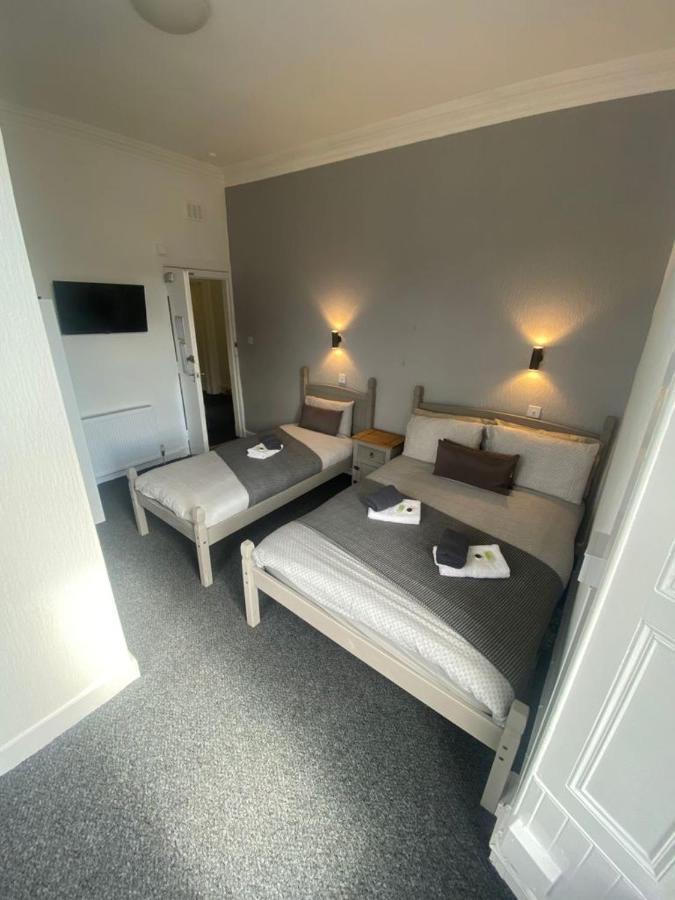The Windsor Hotel And Bar Kirkcaldy Esterno foto